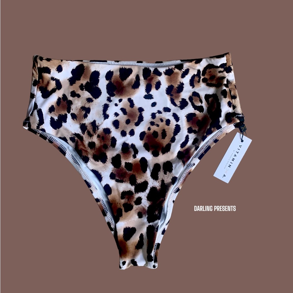 Vitamin A Barcelona High Waist Full Cut Cheetah Print Swim Bottom Women Size 6/S